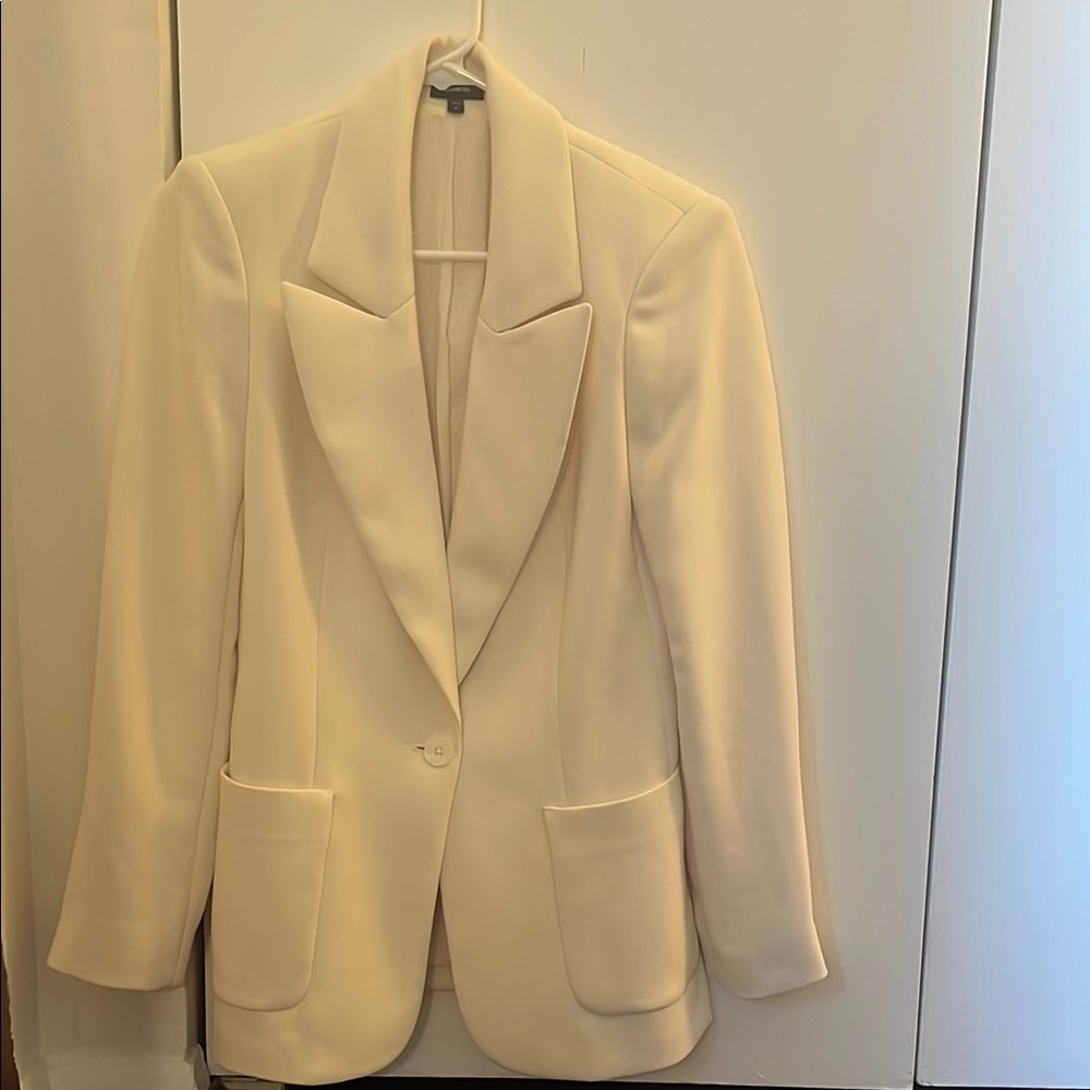 Express Cream Blazer Structured Fitted Design
